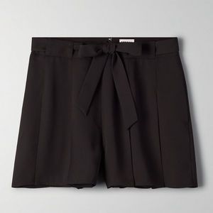 Aritzia Sunday Best shorts
